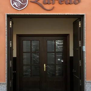 Hospederia Laredo , La Carlota España